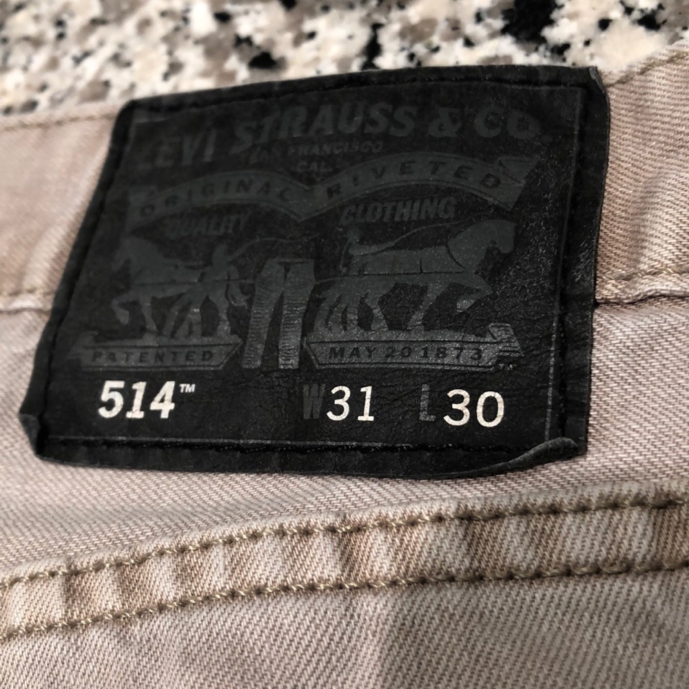 Levi Strauss 514, size 31/30, khaki jeans - Picture 3 of 3